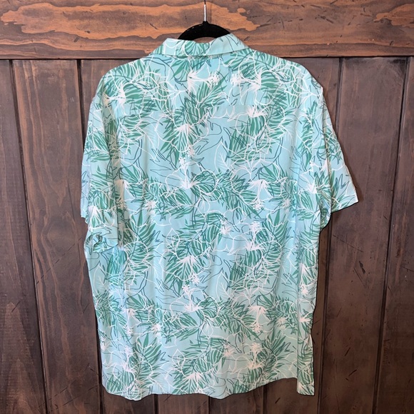 Hawaiian short sleeve button down shirt summer - Picture 2 of 4